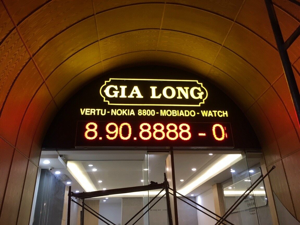 Biển hộp đèn Gia Long Luxury tại Hà Nội